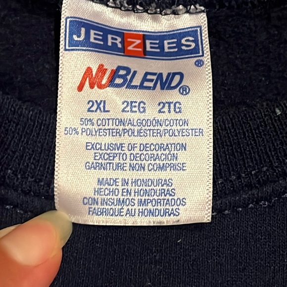 Christmas sweatshirt I can get you on the naughty list 2XL - Picture 3 of 7